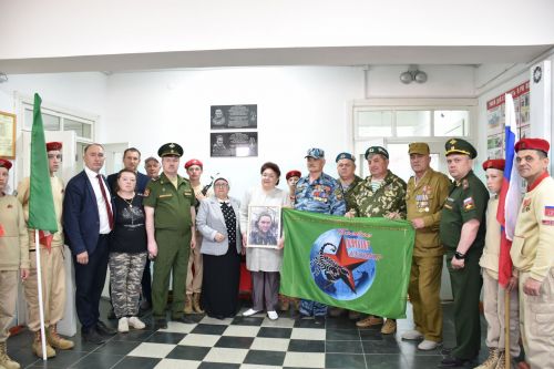 Түбән Үрәс мәктәбендә махсус хәрби операциядә һәлак булган Николай Пичугинга истәлек тактасы урнаштырылды