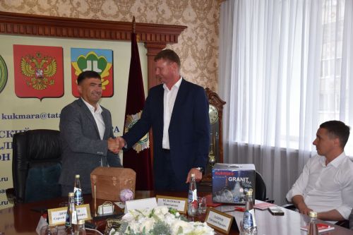 Кукморский и Юкаменский районы подписали соглашение о сотрудничестве