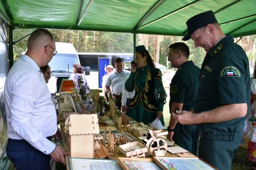 В Кукморском районе открылся VI Слет школьных лесничеств РТ «Лес в народных традициях»