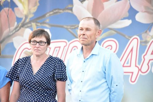 В Кукморе в День семьи, любви и верности чествовали лучших семей района