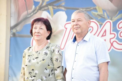 В Кукморе в День семьи, любви и верности чествовали лучших семей района