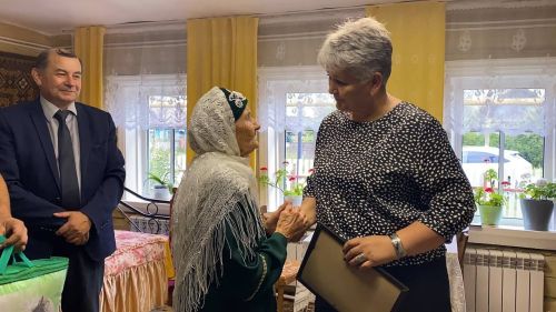 Жительнице деревни Нырты Сание Фаттаховой исполнилось 90 лет
