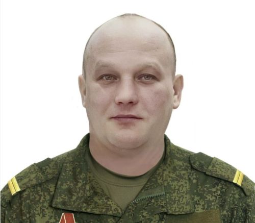 «Кайгырмагыз, мин кайтам!» — махсус хәрби операциядә гомере өзелгән Үрәсбаш авылы егете Динар Тимофеев якыннарына гел шулай дип әйтә торган була