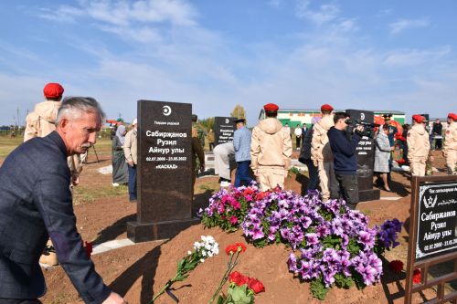В Кукморе открыли «Аллею Славы»
