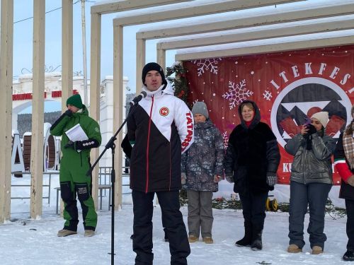 В Кукморе прошел фестиваль валенок «Итекфест»