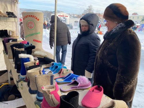 В Кукморе прошел фестиваль валенок «Итекфест»