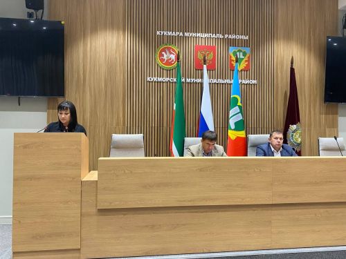 В Кукморе прошло заседание комиссии по координации работы по противодействию коррупции в районе