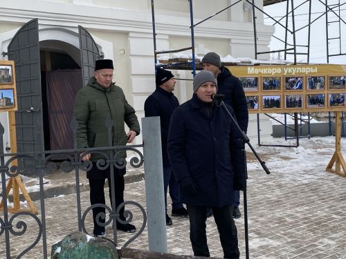 Мәчкәрә авылында реставрация эшләре алып барылучы күпьеллык тарихы булган беренче Җәмигъ мәчетенә ярымай куелды