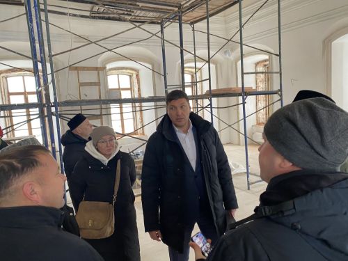 Мәчкәрә авылында реставрация эшләре алып барылучы күпьеллык тарихы булган беренче Җәмигъ мәчетенә ярымай куелды