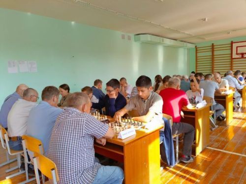 В Кукморе прошел турнир по быстрым шахматам памяти Рафаэля Голова