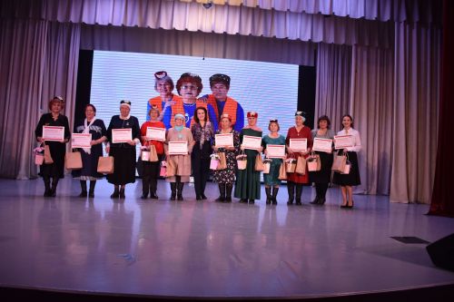 Министр по делам молодежи РТ встретился с волонтерами Кукморского района