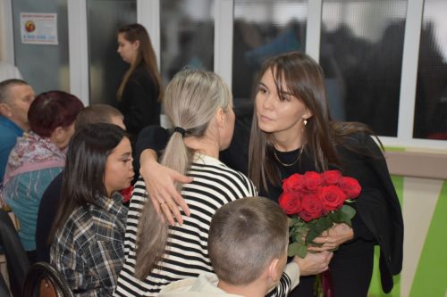 Кукмара 4нче урта мәктәбендә Герой егетләргә мемориаль такталар ачылды