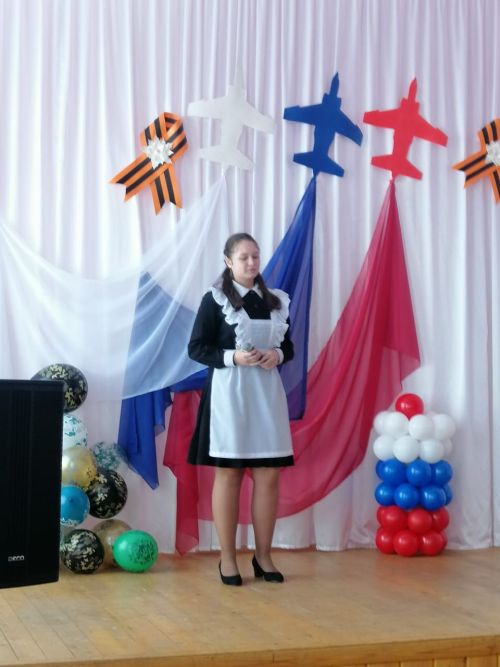 Полиция хезмәткәре Динар Сабиров туган мәктәбендә укучылар белән очрашты