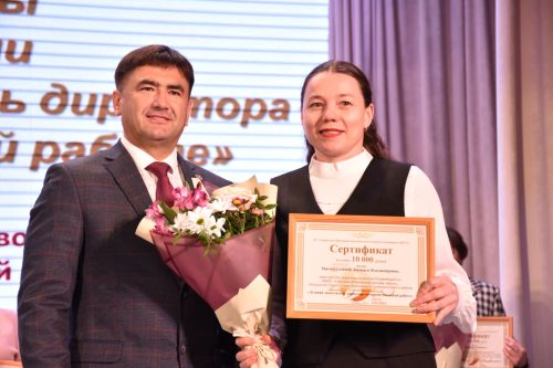 В Кукморе состоялась торжественная церемония закрытия Года педагога и наставника