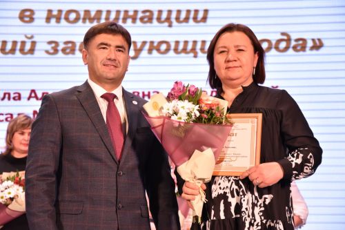 В Кукморе состоялась торжественная церемония закрытия Года педагога и наставника