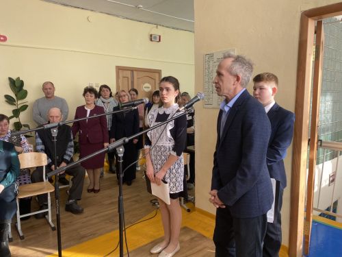 Поч. Сутер мәктәбендә махсус операциядә хәрби бурычын үтәгәндә һәлак булган геройлар истәлегенә мемориаль такталар ачылды