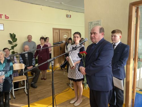 Поч. Сутер мәктәбендә махсус операциядә хәрби бурычын үтәгәндә һәлак булган геройлар истәлегенә мемориаль такталар ачылды