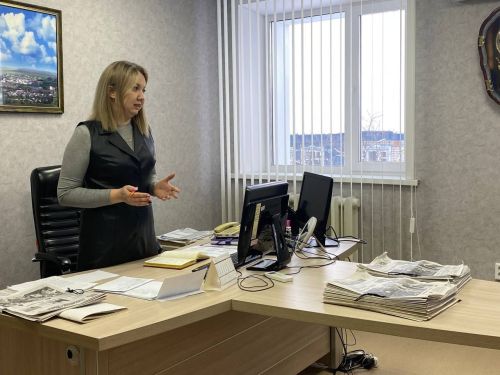 Яшь юл хәрәкәте инспекторлары «Хезмет даны» редакциясенең эшчәнлеге белән танышты