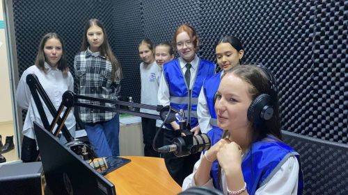 Яшь юл хәрәкәте инспекторлары «Хезмет даны» редакциясенең эшчәнлеге белән танышты