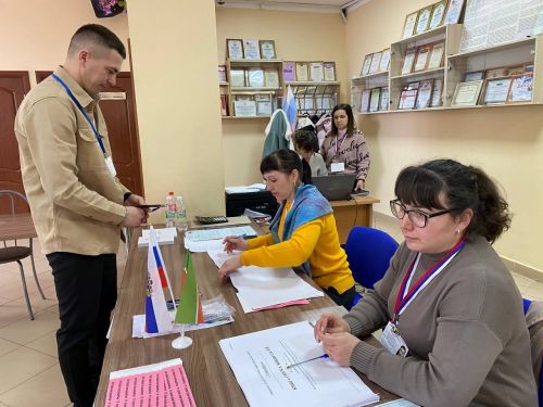 «Кызык-мызык» Вахит авылындагы сайлау участогында күзәтүче буларак катнаша