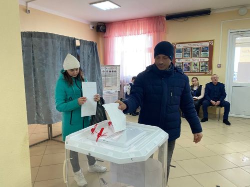 «Кызык-мызык» Вахит авылындагы сайлау участогында күзәтүче буларак катнаша