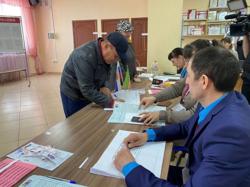 «Кызык-мызык» Вахит авылындагы сайлау участогында күзәтүче буларак катнаша