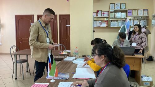 «Кызык-мызык» Вахит авылындагы сайлау участогында күзәтүче буларак катнаша