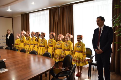 Кукмарада «Улыбка» вокаль ансамблен хөрмәтләделәр