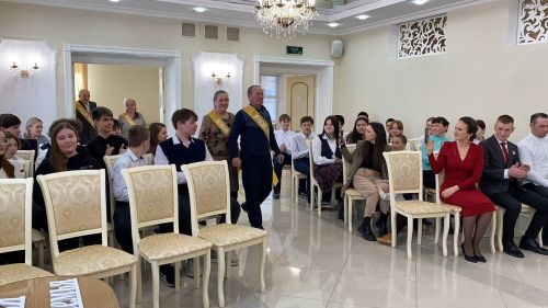 Кукмараның никахлашу сараенда  Алтын туйларын билгеләп үтүче парларны  хөрмәтләделәр