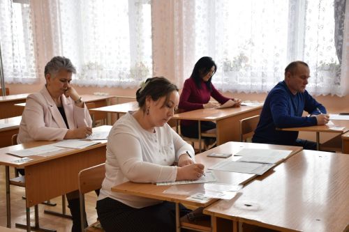 В Кукморе родители написали ЕГЭ
