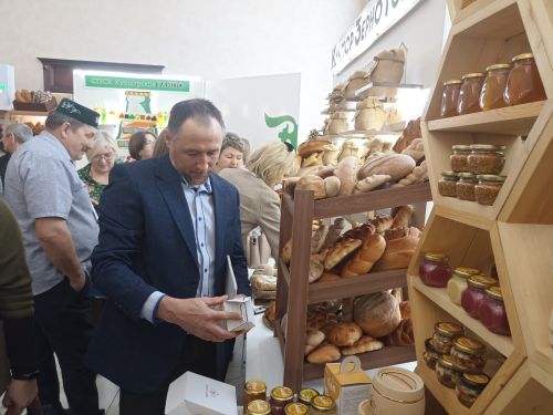 Кукмарага Бөтенроссия татар эшмәкәрләре  килде