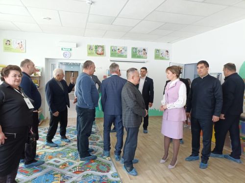Кукмарага Бөтенроссия татар эшмәкәрләре  килде
