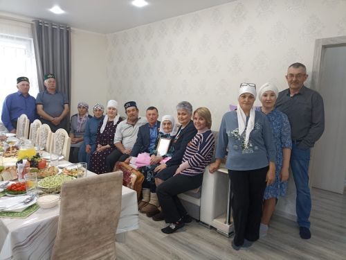 Югары Шәмәрдәннән Мөсәлимә апа Бикмөхәммәтова 90ны тутырды