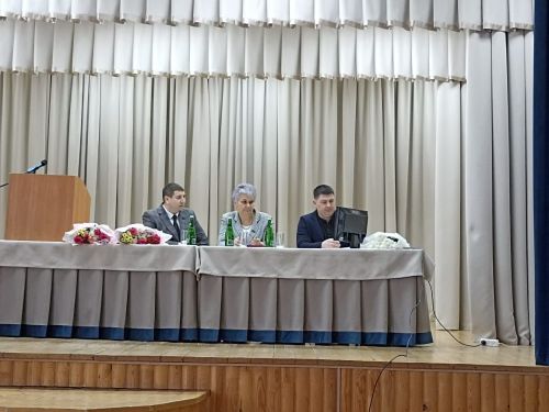 Березняк авыл җирлегендә хисап җыелышы узды