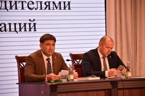 В Кукморе состоялось расширенное совещание с участием глав сельских поселений, руководителей предприятий и организаций