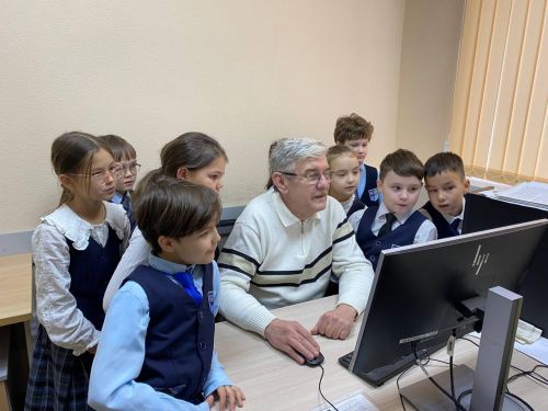 В «Кукмор-информ» с экскурсией побывали учащиеся 2 инженерного класса многопрофильного лицея