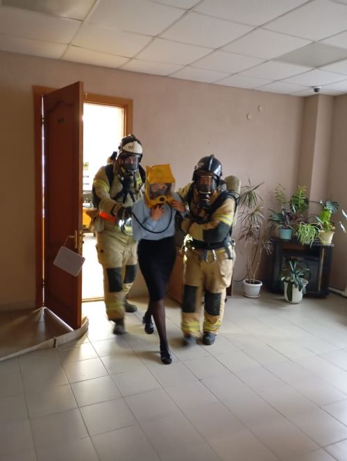 В Кукморском районном суде прошли учения по действию при возникновении возгорания или пожара в здании