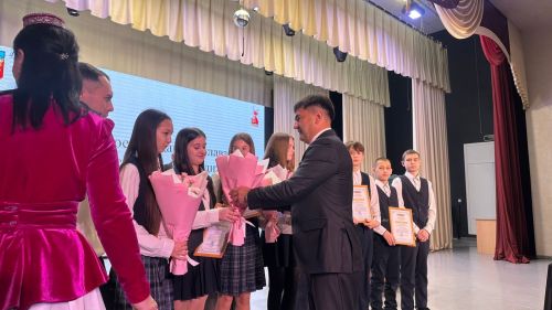 Жителей Кукморского района наградили на расширенной планёрке