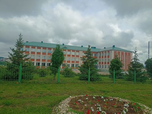 Кукмара районының дүрт мәктәбенә «Югары бәяләү культурасы» дигән билге бирелде