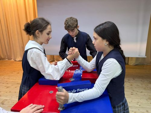 Көч, рух һәм спортка мәхәббәт: Кукмара лицеенда армрестлинг буенча Чемпионат узды
