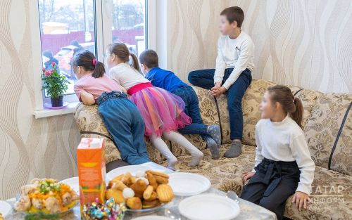 «Хәлең ничек?» — бер сорау белән дә күңел җылына