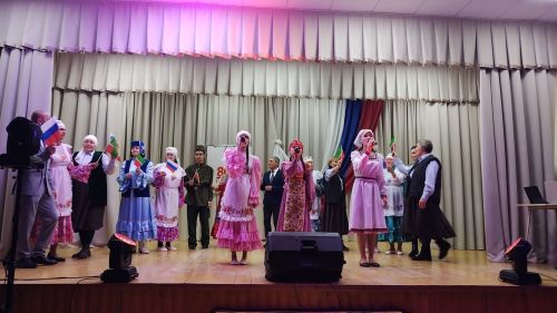 «За СВОих» фестивале: Березняк мәдәният йортында өч җирлек көч сынашты