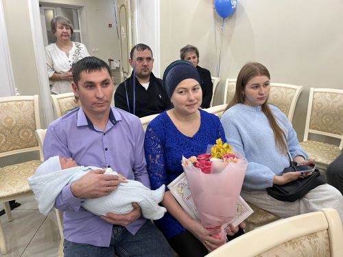 Әни булу бәхете: Кукмара никахлашу сараенда матур чара