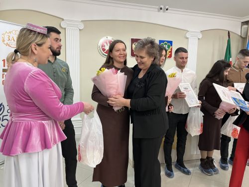 Әни булу бәхете: Кукмара никахлашу сараенда матур чара