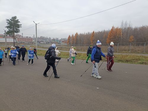 На Кукморской горнолыжной базе открыли клуб любителей скандинавской ходьбы