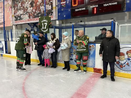 В Кукморе провели хоккейный турнир в память об Атласе Назмиеве