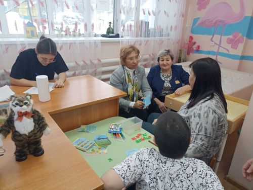 Министр труда, занятости и социальной защиты Республики Татарстан совершила рабочую поездку в Кукморский район