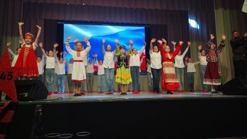 «За СВОих» фестивале: Олыяз мәдәният йортында өч җирлек көч сынашты