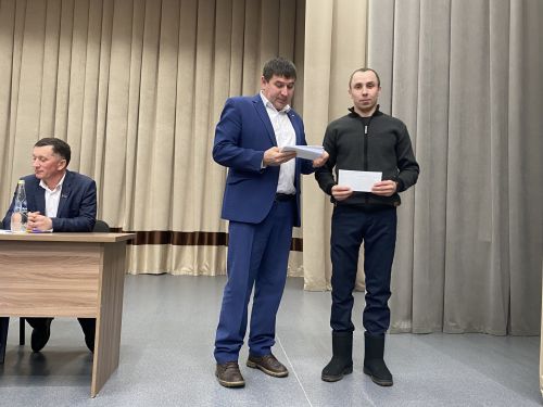 Ядегәр авыл җирлегендә хисап җыелышы узды