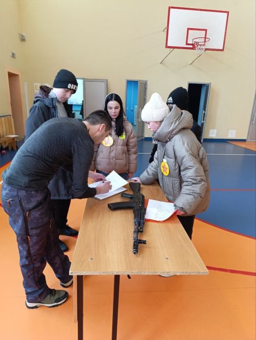 Лубянда студентлар һәм мәктәп укучылары хәрби-гамәли спорт төрләре буенча ярышты